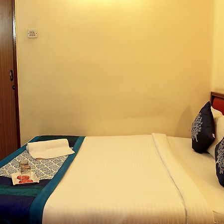 Oyo 4621 Hotel Camac Plaza โกลกาตา ภายนอก รูปภาพ